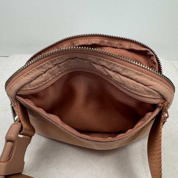 Lululemon Everywhere Belt Bag 1L Crossbody Fanny Pack Coral Pink Pastel One Size - Picture 5 of 12